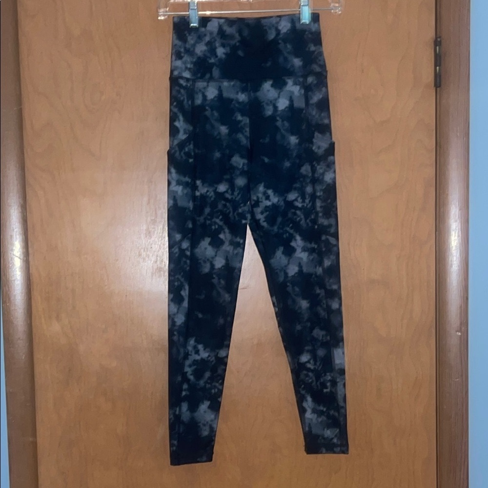 American Eagle Outfitters Black and Gray Leggings
